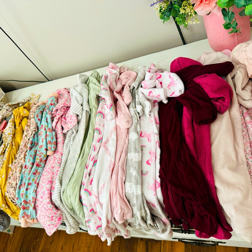 20 piece baby girl 0-3 sleepers/3 bamboo